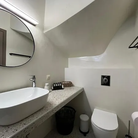 Daire Athanasia's Loft