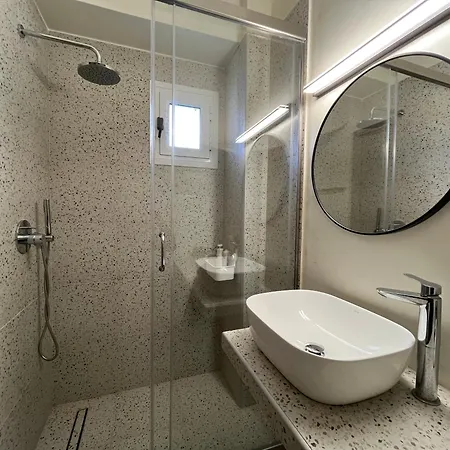 Daire Athanasia's Loft *