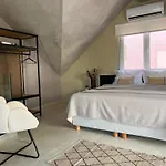 Athanasia's Loft 아파트