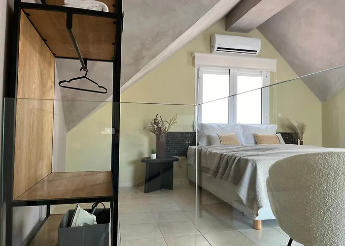 Athanasia's Loft